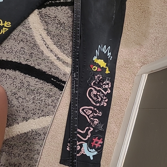 Black Pike Men's Jeans 38x32  Colorful Graphic Print Hemmed - Picture 12 of 12